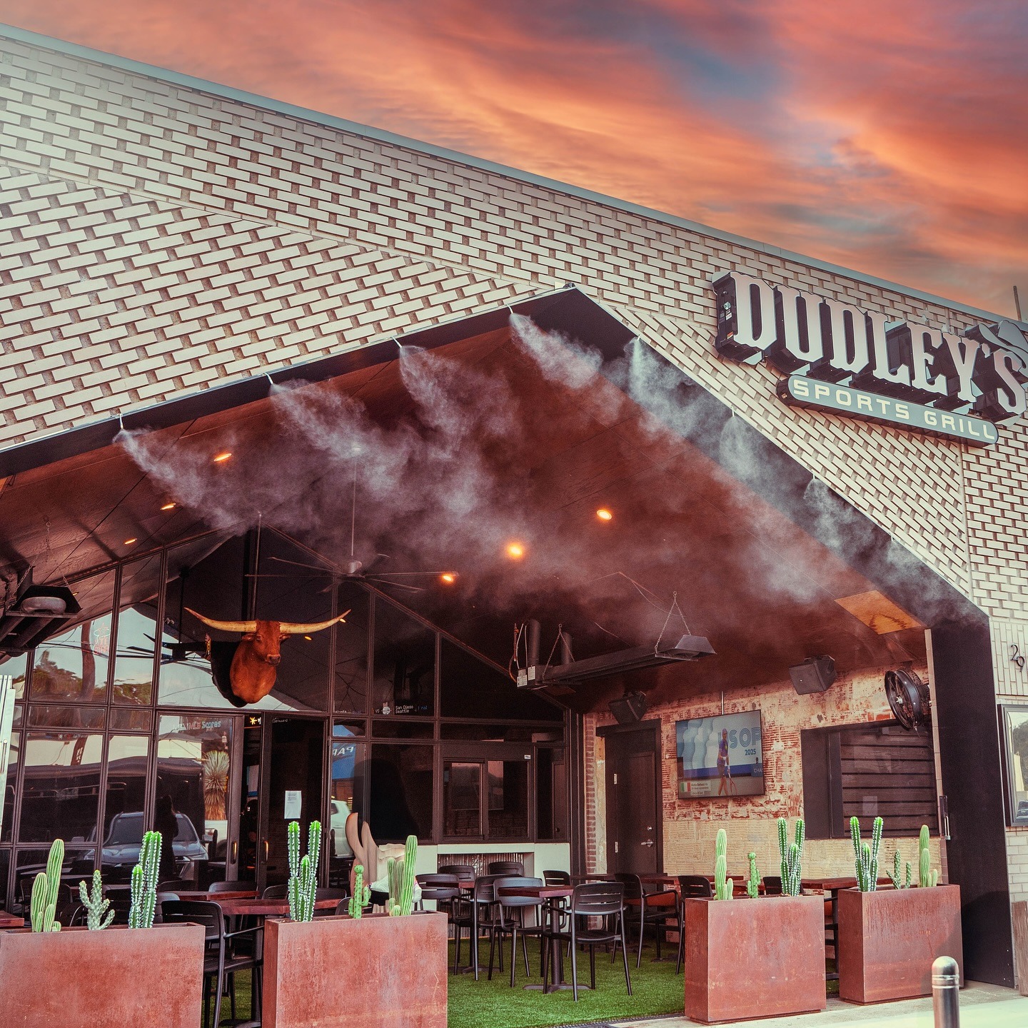 Dudley’s Sports Grill